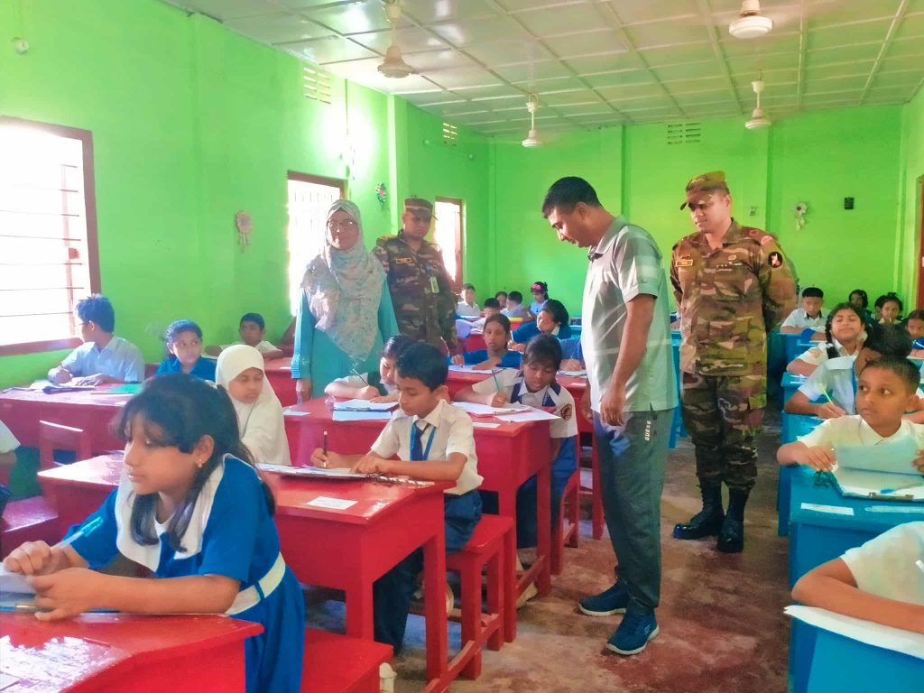 উৎসবমুখর পরিবেশে কাপ্তাইয়ে অনুষ্ঠিত হলো ‘জোন কমান্ডার্স স্কলারশিপ–২৫’