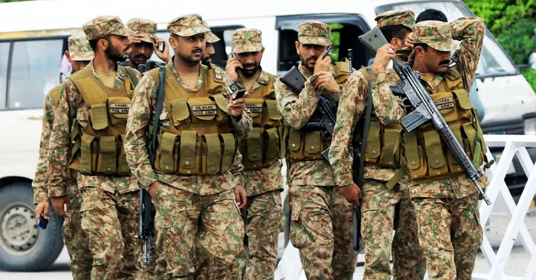 খাইবার পাখতুনখোয়ায় পাক সেনাবাহিনীর অভিযান, ১৫ সন্ত্রাসী নিহতের দাবি