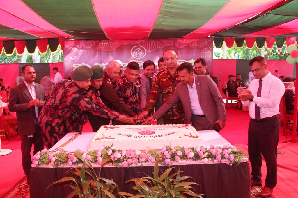 বিজিবির রাঙামাটি সেক্টরের ৪৯তম প্রতিষ্ঠাবার্ষিকী উপলক্ষে প্রীতিভোজ অনুষ্ঠিত