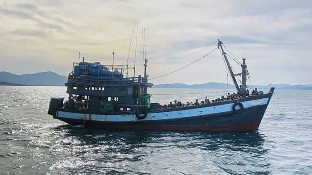 মালয়েশিয়া-থাইল্যান্ড সীমান্তে অভিবাসীবাহী নৌকাডুবি, নিখোঁজ শতাধিক