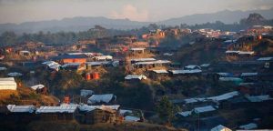 রোহিঙ্গা ক্যাম্পে দুই পক্ষের গোলাগুলিতেনজরদারির অভাবে নানামুখী অপরাধের অভয়ারণ্য রোহিঙ্গা ক্যাম্পগুলো একজন নিহত