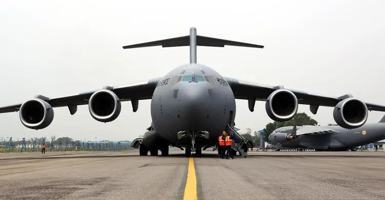 তাজিকিস্তানের আয়নি বিমানঘাঁটি থেকে চুপিসারে সৈন্য সরালো ভারত!