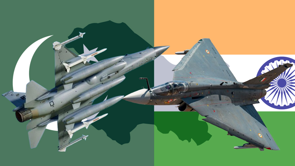 তেজস রপ্তানির স্বপ্ন ফিকে ভারতের, জে–১৭ বিক্রির চুক্তি বাগাল পাকিস্তান