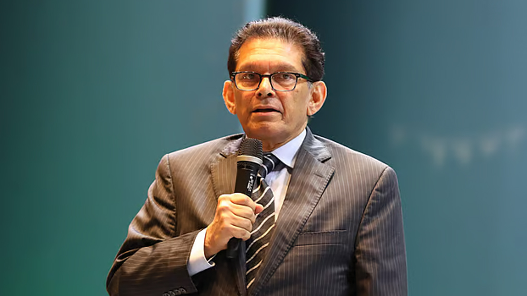 দিল্লি সফরে এক দিন আগেই ঢাকা ছাড়লেন জাতীয় নিরাপত্তা উপদেষ্টা