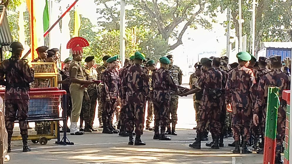 ত্রিপুরায় বিজিবি-বিএসএফ রিজিয়ন কমান্ডার পর্যায়ের বৈঠক অনুষ্ঠিত