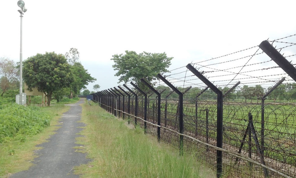 পাটগ্রাম সীমান্তে বিএসএফের গুলিতে বাংলাদেশি যুবক নিহত