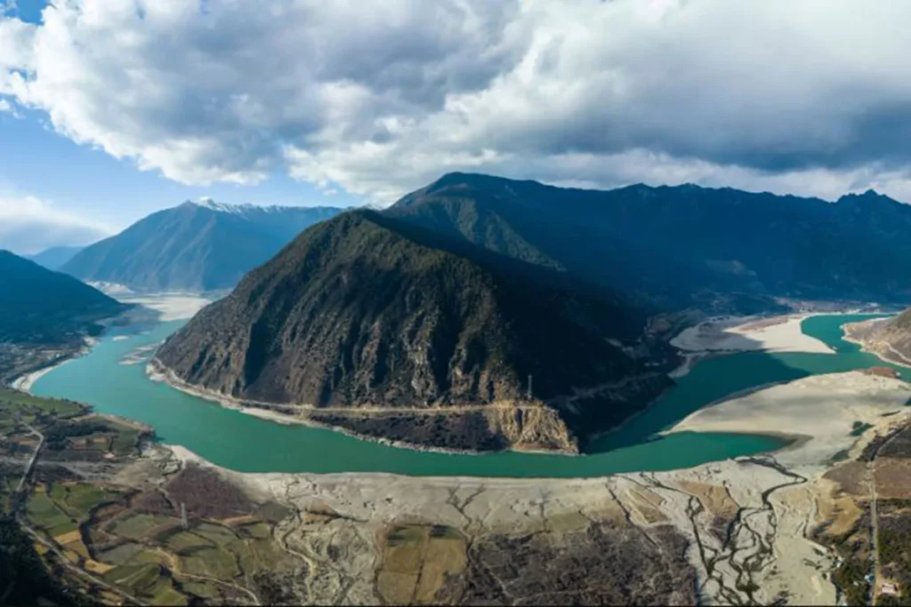 ভূমিকম্পের আঁতুড়ঘর হিমালয়ের বুকে নতুন বাঁধ নির্মাণ করছে চীন, ভীষণ চাপে ভারত!