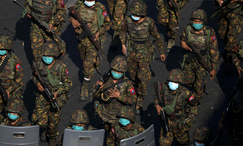 নির্বাচন উপলক্ষে ইয়াঙ্গুনের দীর্ঘ সময়ের কারফিউ তুলে নিচ্ছে জান্তা
