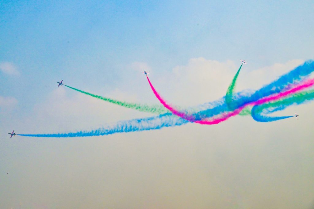 মহান বিজয় দিবসে সশস্ত্র বাহিনীর বর্ণাঢ্য আয়োজন