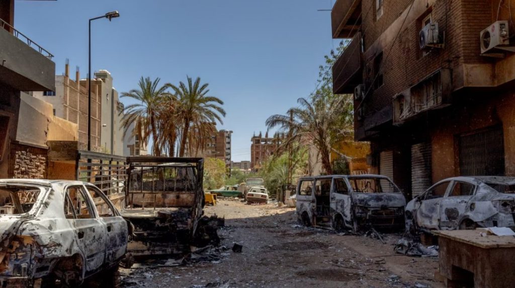 সুদানে বিমান বাহিনীর বোমাবর্ষণে ১৭০০ মানুষ নিহত