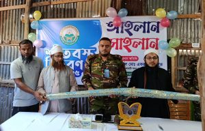 শীতের তীব্রতায় মানবিক উষ্ণতা: রাঙামাটিতে এতিম ও অসহায় শিক্ষার্থীদের পাশে দাঁড়াল সেনাবাহিনী