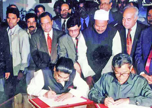 পার্বত্য চুক্তির ২৮ তম বার্ষিকী: অবৈধ অস্ত্রের প্রতিধ্বনিতে প্রত্যাশিত শান্তির প্রত্যাবর্তন ঘটেনি