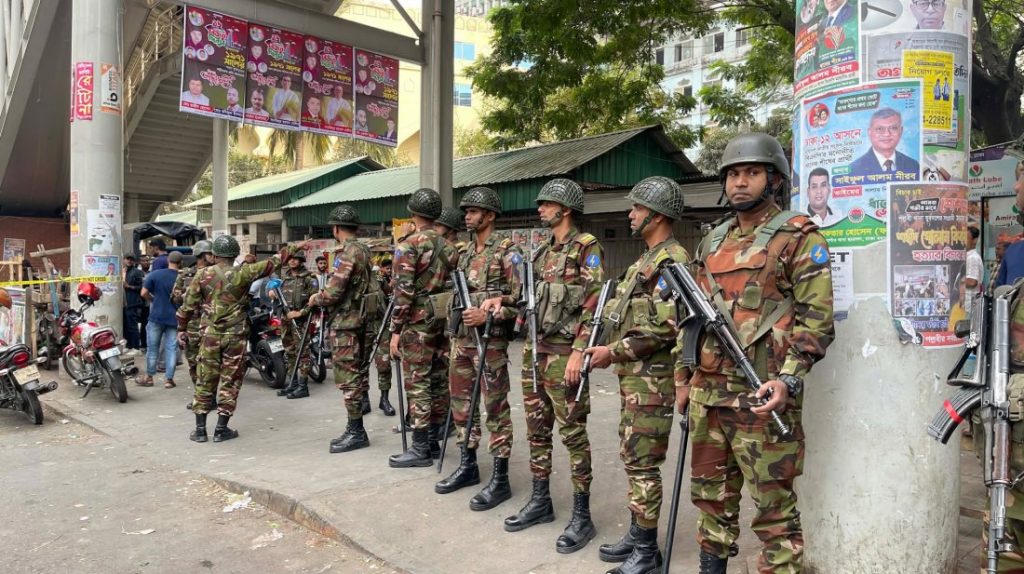 রাজধানীতে নিরাপত্তা জোরদার করেছে আইনশৃঙ্খলা বাহিনী