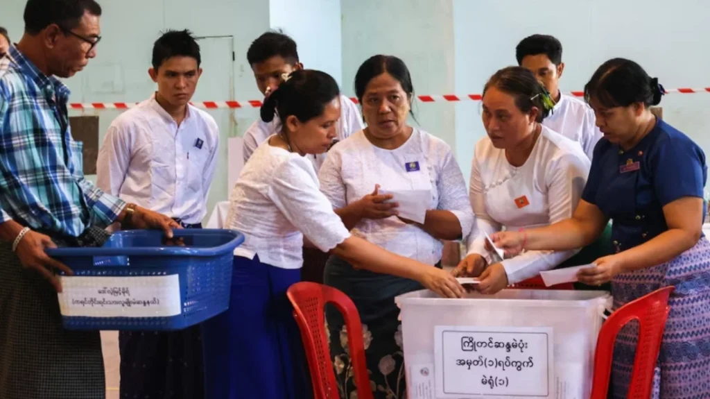 মিয়ানমারে নির্বাচনের চূড়ান্ত পর্ব সম্পন্ন, জয়ের পথে সেনাবাহিনী সমর্থিত দল