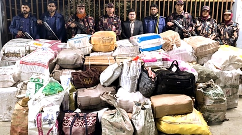 কুমিল্লার সীমান্ত এলাকায় বিজিবির অভিযানে এক কোটি ৮৬ লাখ টাকার ভারতীয় চোরাচালান জব্দ