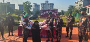 শান্তি ও সম্প্রীতির বার্তা নিয়ে শীতার্ত প্রান্তিক জনগোষ্ঠীর পাশে দাঁড়ালেন বিজিবির গুইমারা সেক্টর কমান্ডার