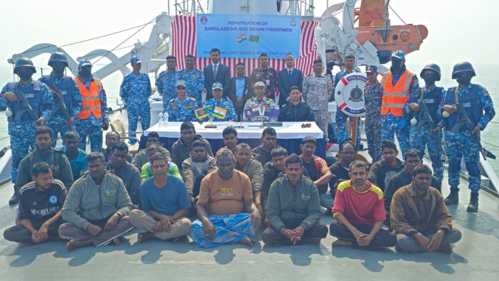 ২৩ জন ভারতীয়র বিনিময়ে ১২৮ জন বাংলাদেশী জেলেকে ফিরিয়ে দিল ভারত