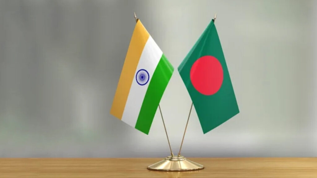 বাংলাদেশ থেকে হঠাৎ কূটনীতিকদের পরিবার ‘সরিয়ে নিচ্ছে’ ভারত