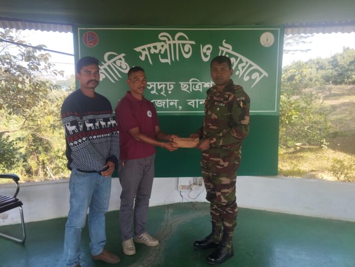 মানবতার সেবায় সেনাবাহিনীর রুমা জোন: চিকিৎসা, শিক্ষা ও সহায়তা নিয়ে পাশে দাঁড়াল স্থানীয়দের