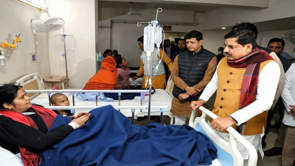 ভারতের মধ্যপ্রদেশের ইন্দোরে দূষিত পানি পান করে ৯ জনের মৃত্যু