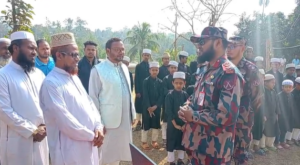ধর্মীয় ও জাতিগত বিভাজনের ঊর্ধ্বে উঠে শান্তিপূর্ণ সহাবস্থান নিশ্চিত করতে হবে- লেঃ কর্নেল আহসান