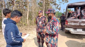 সীমান্তের সুরক্ষার পাশাপাশি বিজিবির মানবিক কর্মসূচী: রামগড়ে বিনামূল্যে চিকিৎসা সেবা ও শিক্ষাসহায়তা