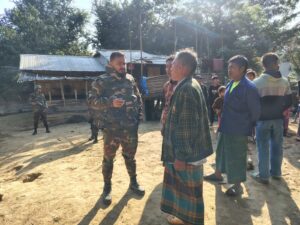 কলা চুরির ঘটনাকে কেন্দ্র করে আলীকদমে সন্ত্রাসী হামলা: যৌথবাহিনীর অভিযান অব্যাহত, পরিস্থিতি নিয়ন্ত্রণে
