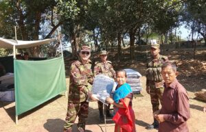 খাগড়াছড়ির দীঘিনালায় সেনাবাহিনীর মানবিক উদ্যোগ: বিনামূল্যে চিকিৎসা সেবা ও শীতবস্ত্র পেল হতদরিদ্ররা