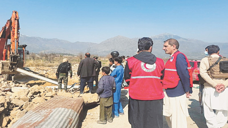 পাকিস্তানে বোমা হামলা, ১১ সেনাসহ নিহত ২৪