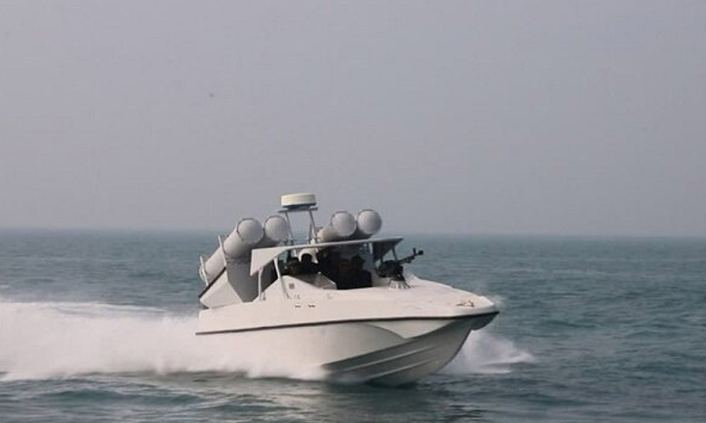 হরমুজ প্রণালিতে নৌ মহড়া শুরু করল ইরান