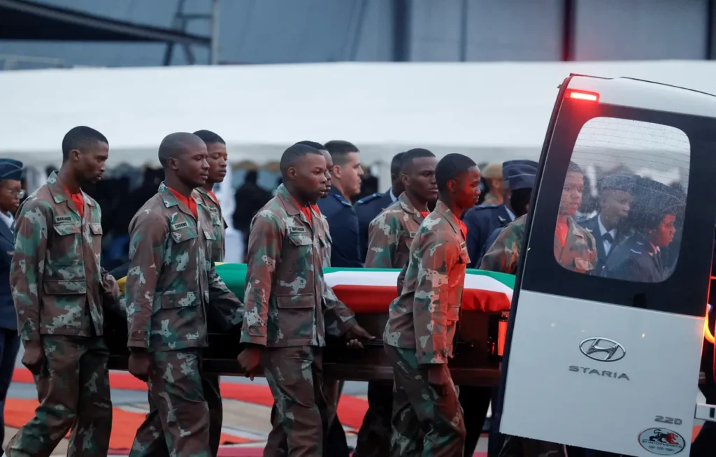 ডিআর কঙ্গো থেকে ৭০০ শান্তিরক্ষী প্রত্যাহার করছে দক্ষিণ আফ্রিকা