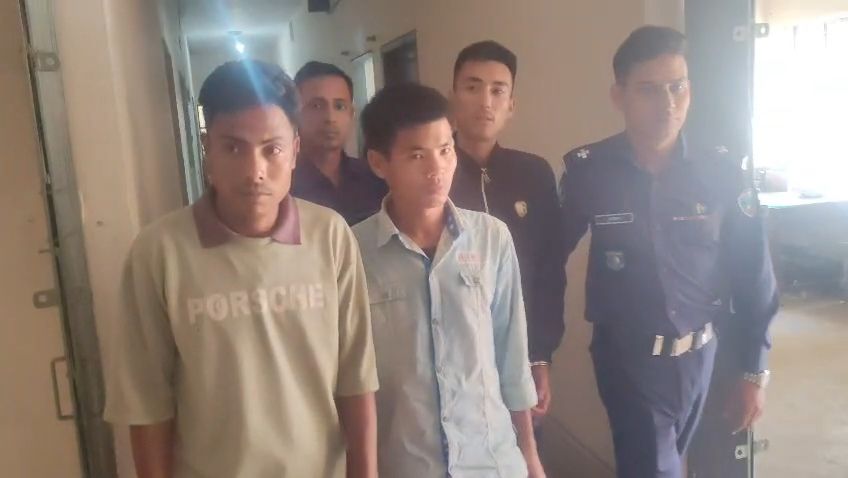 নাইক্ষ্যংছড়ি সীমান্তে অনুপ্রবেশকালে আরাকান আর্মির তিন সদস্য আটক