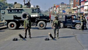 ভারতের মণিপুরে ফের সহিংসতা, কারফিউ জারি ও ইন্টারনেট বন্ধ