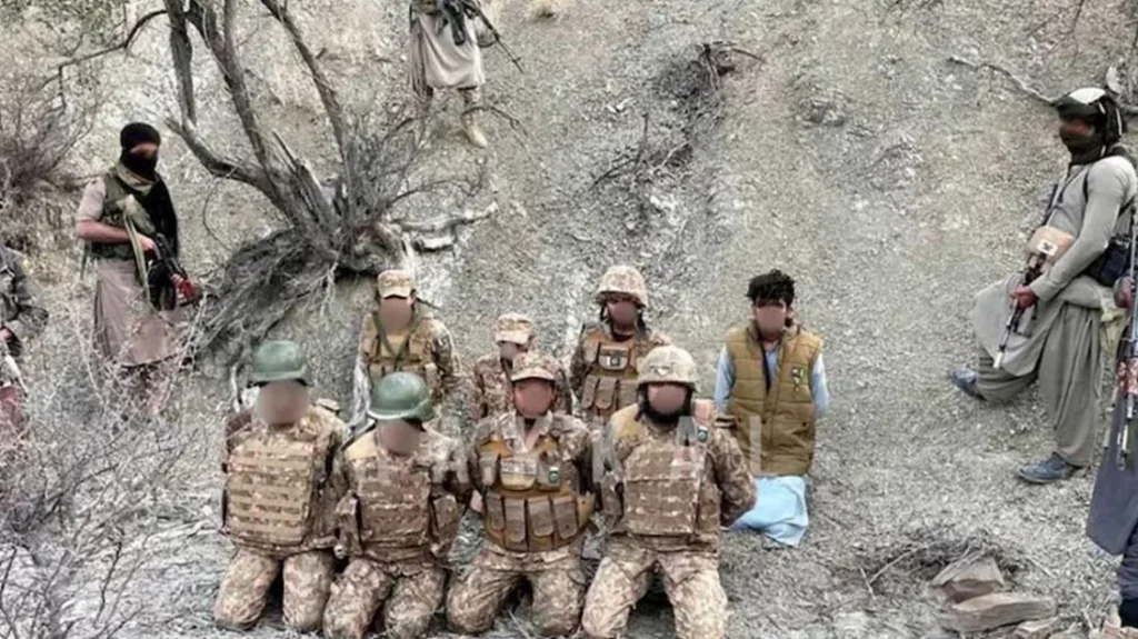 ৭ পাকিস্তানি সেনাকে ‘বন্দি’, এক সপ্তাহের আলটিমেটাম বিএলএ'র