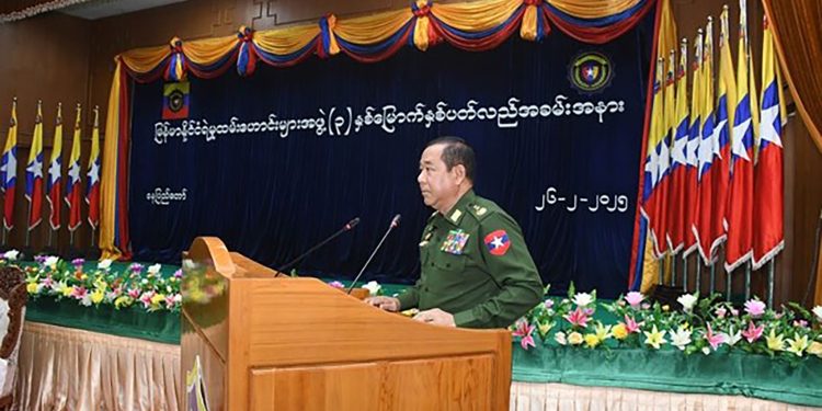 ঘুষ নেওয়ার অভিযোগে মিয়ানমারের সামরিক বাহিনী থেকে বহিষ্কার সাবেক স্বরাষ্ট্রমন্ত্রী টুন টুন নাউং