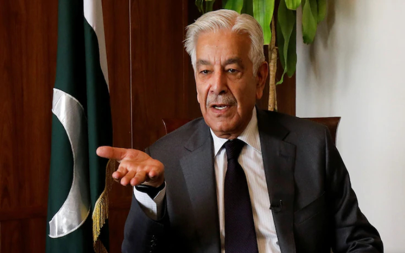 বেলুচিস্তানে বিদ্রোহীদের কাছে মার্কিন অস্ত্র আছে: পাকিস্তানি প্রতিরক্ষামন্ত্রী