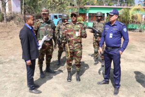 আলীকদম ও লামায় কঠোর নিরাপত্তায় ভোটগ্রহণ, কেন্দ্র পরিদর্শনে জোন অধিনায়ক