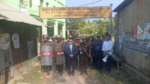 ত্রয়োদশ জাতীয় সংসদ নির্বাচন: রামগড় ব্যাটালিয়নের নিরাপত্তা ব্যবস্থায় শান্তিপূর্ণ ভোটগ্রহণ