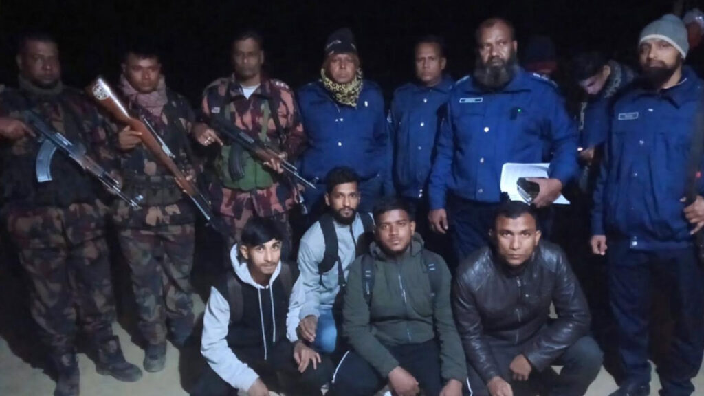 পর্তুগালে পাড়ি দিতে ভারতে প্রবেশের চেষ্টা, ৪ বাংলাদে‌শি আটক