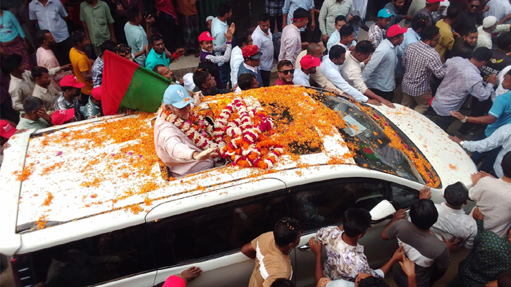 বান্দরবানে সাংসদ সাচিংপ্রু জেরিকে গণসংবর্ধনা