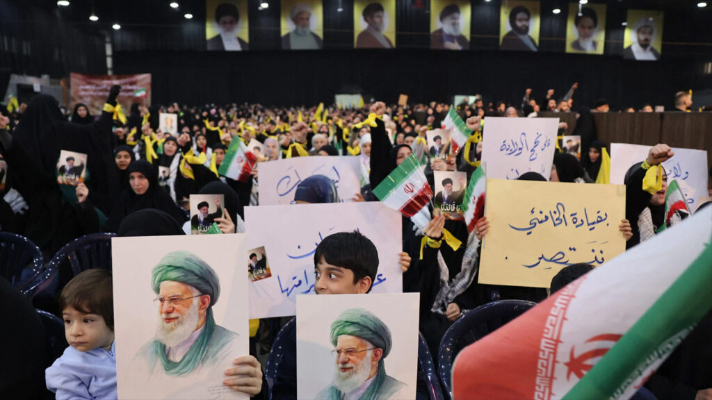 ইসরায়েলের বিরুদ্ধে যুদ্ধ: লেবাননের সশস্ত্র গোষ্ঠীর সরাসরি নিয়ন্ত্রণ নিলো ইরানের বিপ্লবী গার্ড