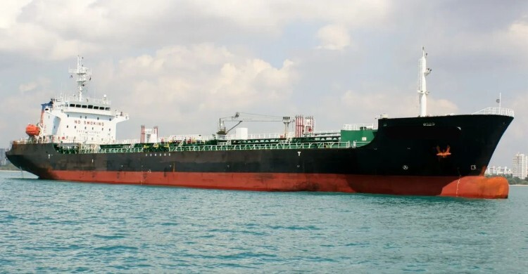 মার্কিন চাপে সম্পর্ক বদল: ইরানের তেলবাহী ৩ ট্যাংকার জব্দ করলো ভারত