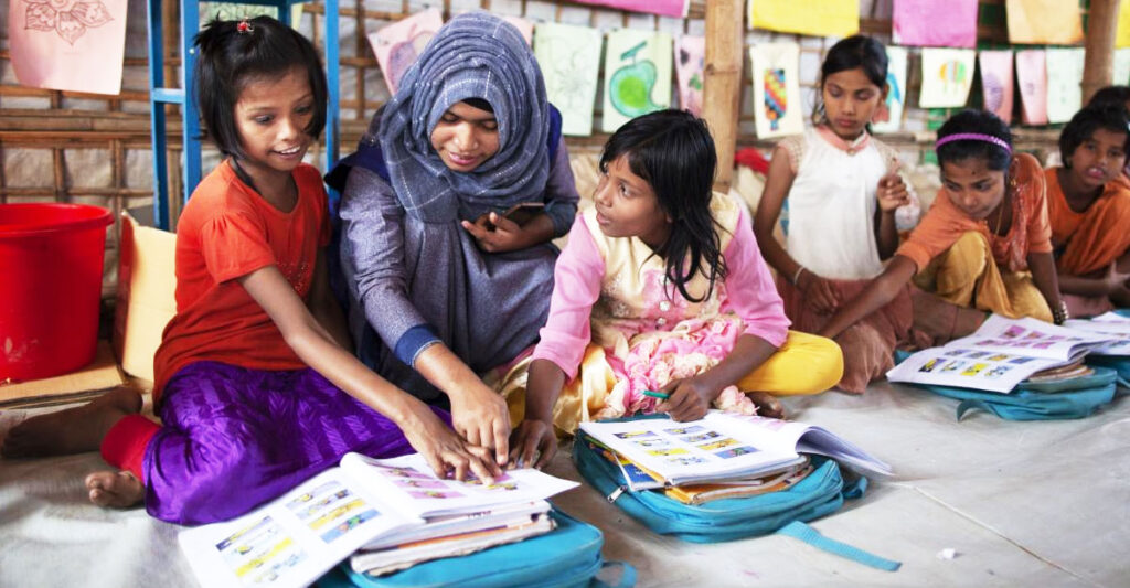 ইউনিসেফের সঙ্গে রোহিঙ্গা শিক্ষায় ২০৩ কোটি টাকার চুক্তি অনুমোদন