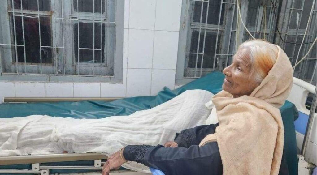 টেকনাফে দুই ভাই মিলে বৃদ্ধ বাবাকে পিটিয়ে হত্যার অভিযোগ