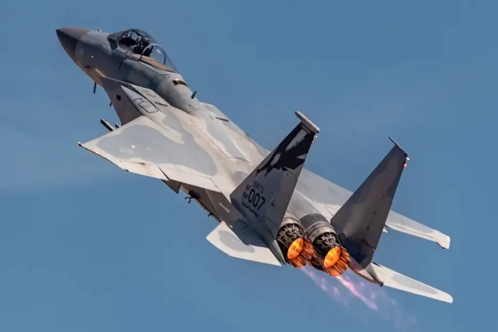 আরও একটি মার্কিন এফ-১৫ ভূপাতিত করার দাবি ইরানের