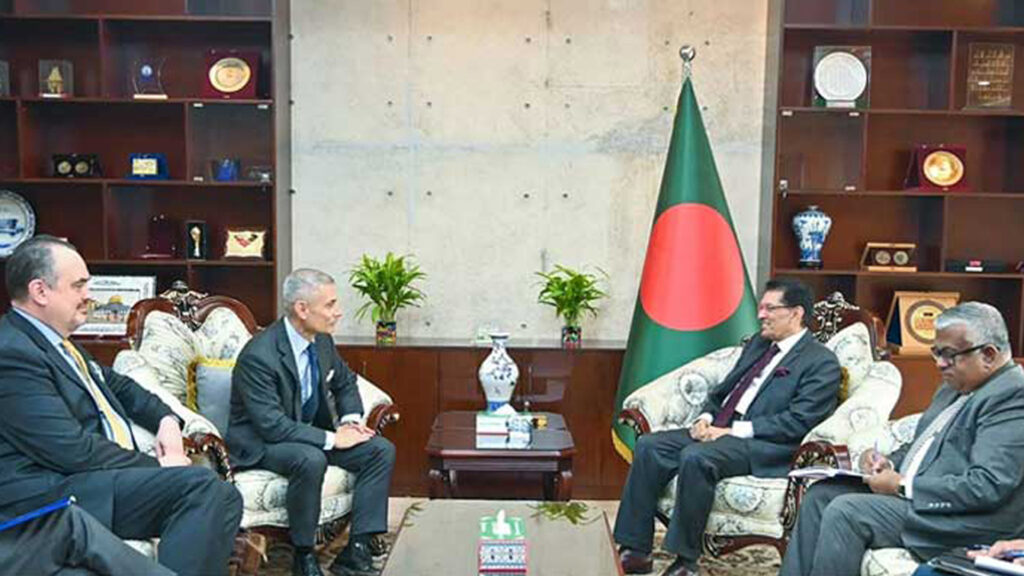 যুক্তরাষ্ট্রের প্রতি যুদ্ধ বন্ধের আহ্বান জানিয়েছে বাংলাদেশ: পররাষ্ট্রমন্ত্রী