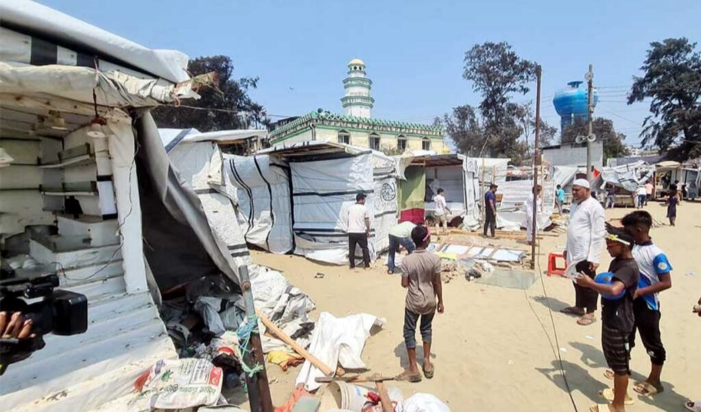 কক্সবাজার সৈকত থেকে সরানো হলো ৬ শতাধিক স্থাপনা