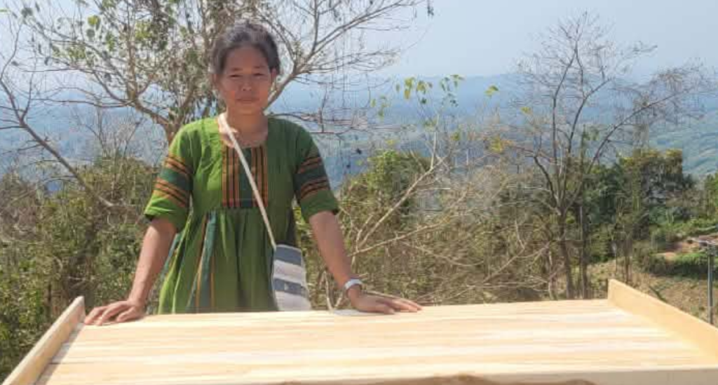 বাঘাইছড়িতে চাকমা তরুণীর স্বপ্নে আলোর প্রদীপ জ্বালাল বাংলাদেশ সেনাবাহিনী