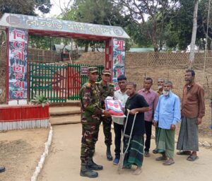 দীঘিনালা জোনের উদ্যোগে রমজানে ইফতার ও খাদ্যসামগ্রী বিতরণ, উপকৃত ৯০ শিক্ষার্থী ও ১০০ পরিবার