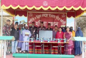 ভূষণছড়া ও বড়হরিণায়রবিজিবির সম্প্রীতি ও উন্নয়ন প্রকল্পের আওতায় সহায়তা প্রদান